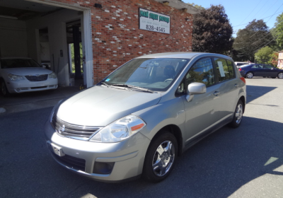 2010 Nissan Versa S Hatchback