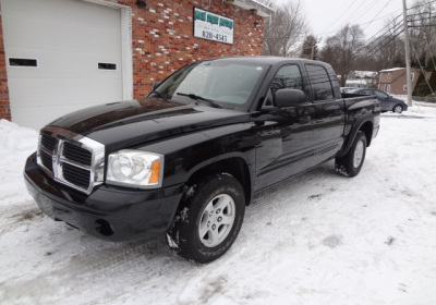 2005 Dodge Dakota SLT V8 4×4