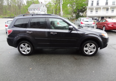 Vehicle photo 5