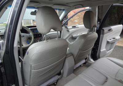 Vehicle photo 4