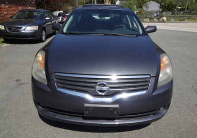 Vehicle photo 9