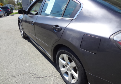 Vehicle photo 12
