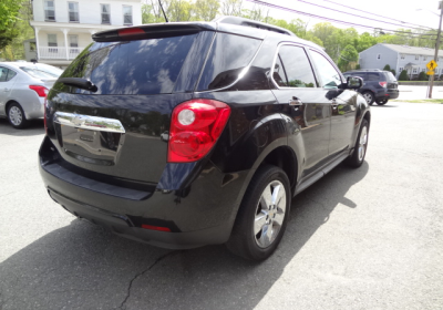 Vehicle photo 7