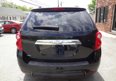 Vehicle photo 8