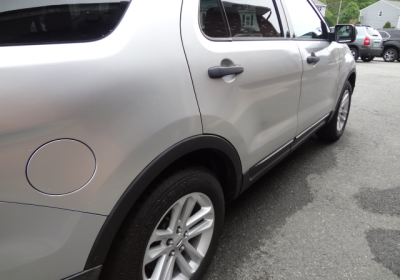 Vehicle photo 1