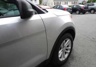 Vehicle photo 2