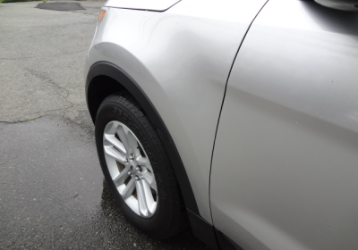 Vehicle photo 9