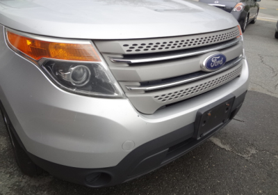Vehicle photo 11