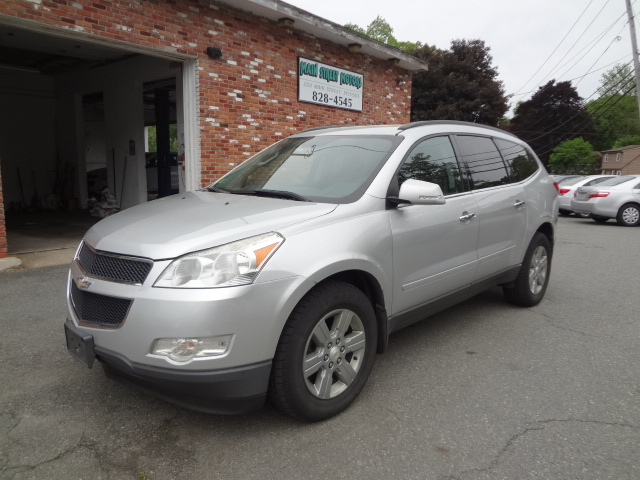 2011 Chevrolet Traverse LT AWD