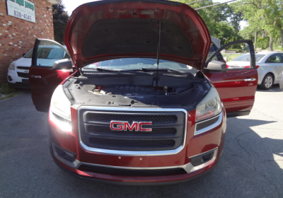 Vehicle photo 3